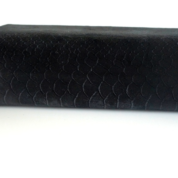 INC International Concepts Flaviee Small Clutch - Picture 2 of 6